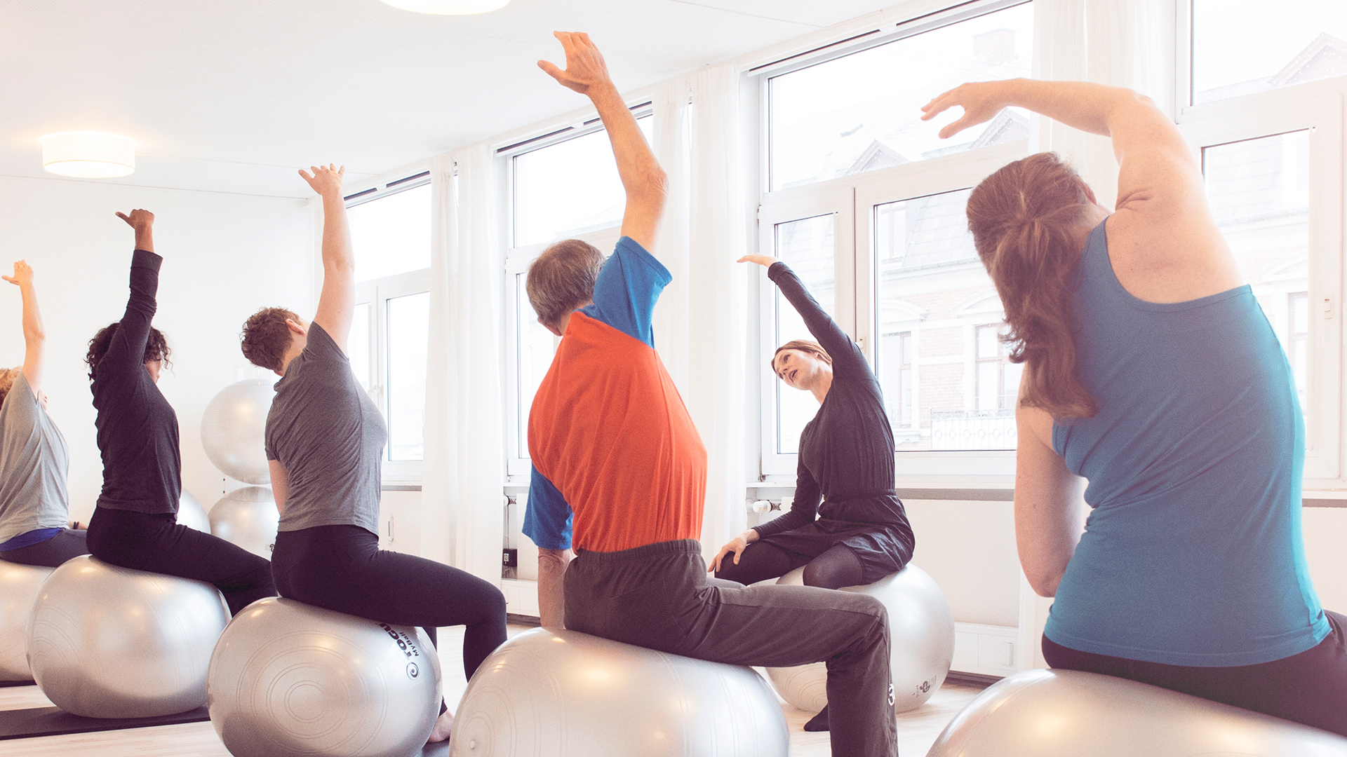 Intro på hold - - Moving Mensch Pilates